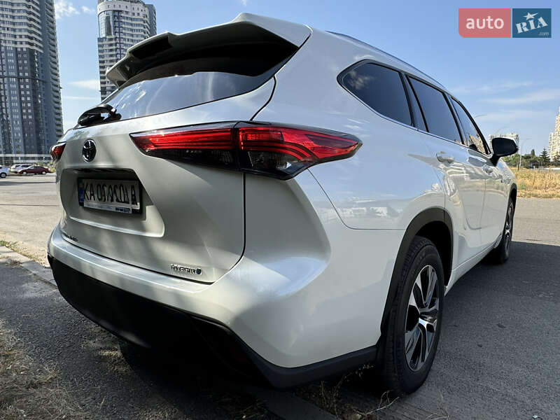 Toyota Highlander 2020