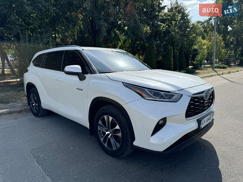 Toyota Highlander 2020