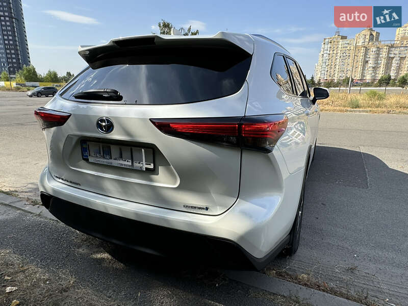 Toyota Highlander 2020