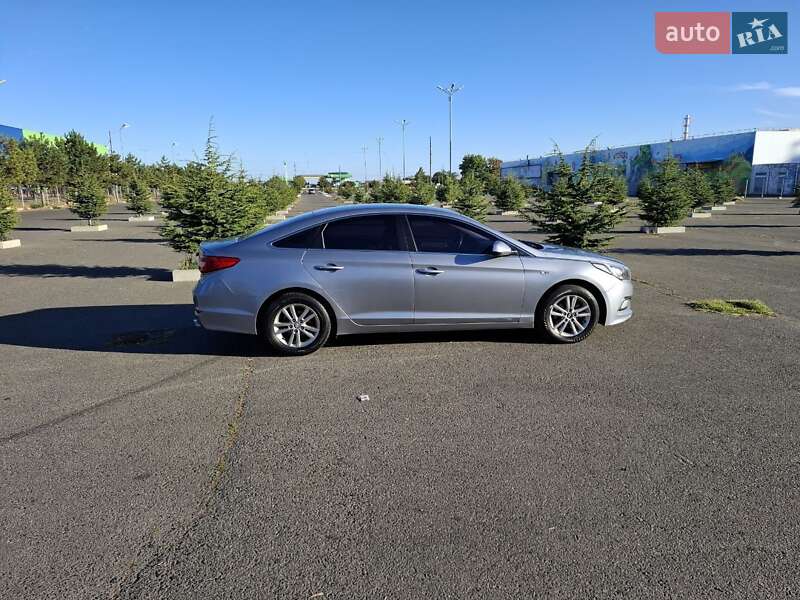 Hyundai Sonata 2016