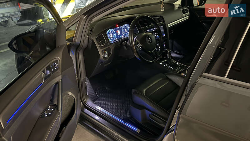 Volkswagen e-Golf 2019