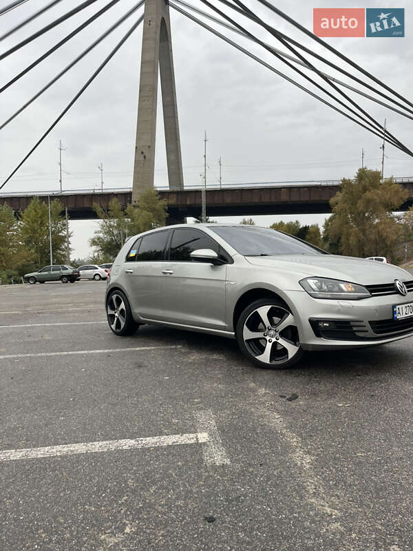 Volkswagen Golf 2014
