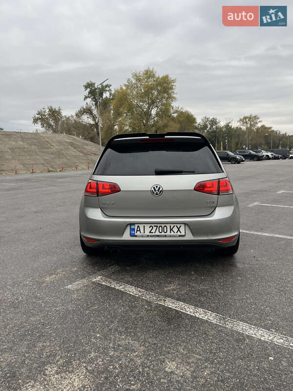 Volkswagen Golf 2014