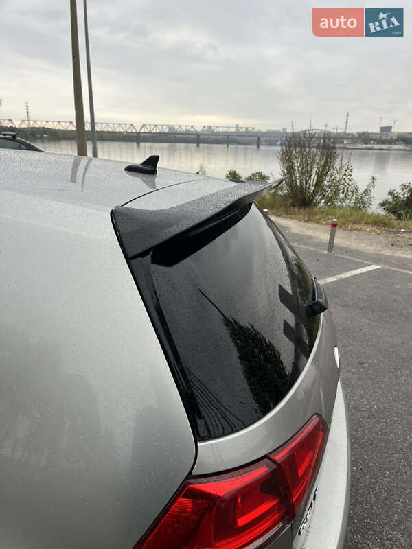 Volkswagen Golf 2014