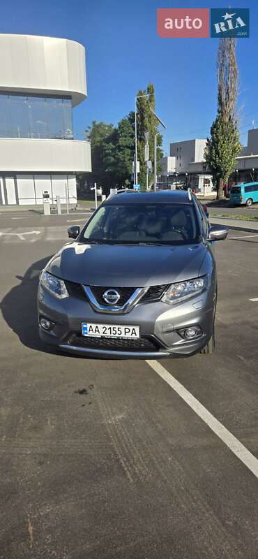 Nissan X-Trail 2015
