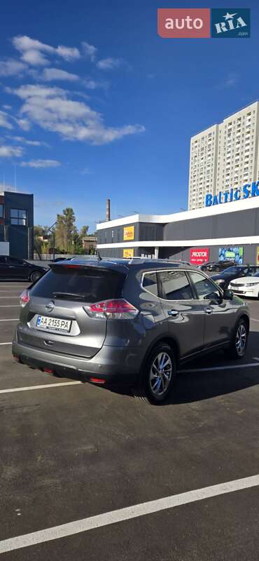 Nissan X-Trail 2015