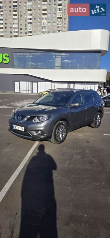 Nissan X-Trail 2015