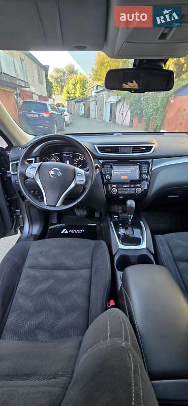 Nissan X-Trail 2015