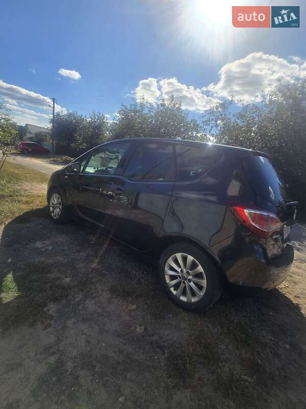 Opel Meriva 2015