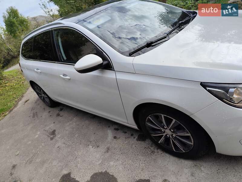 Peugeot 308 2014
