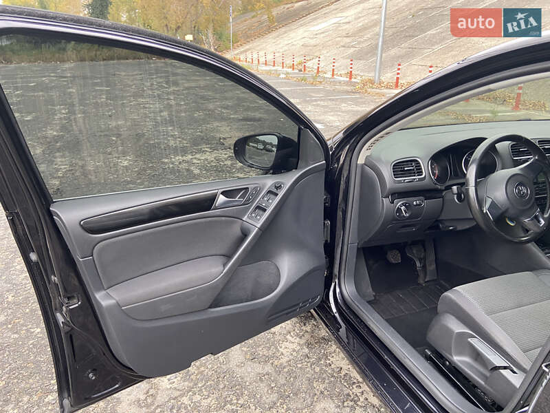 Volkswagen Golf 2011