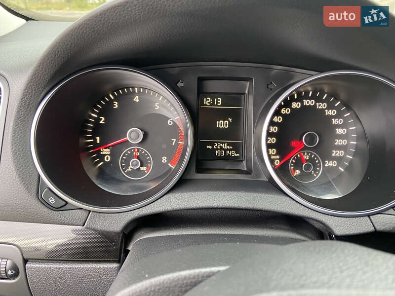 Volkswagen Golf 2011