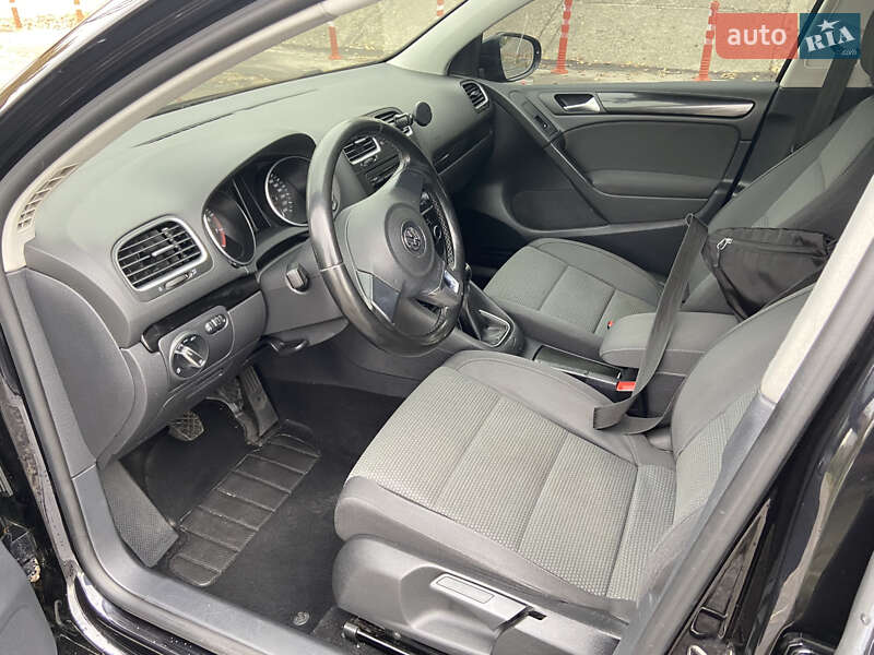 Volkswagen Golf 2011