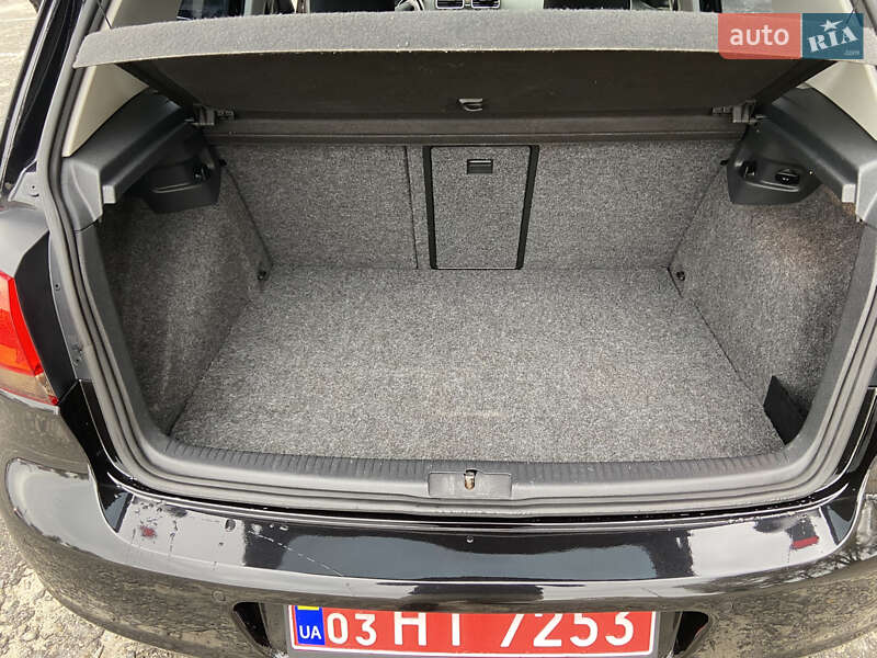 Volkswagen Golf 2011