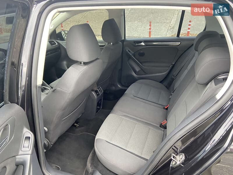 Volkswagen Golf 2011