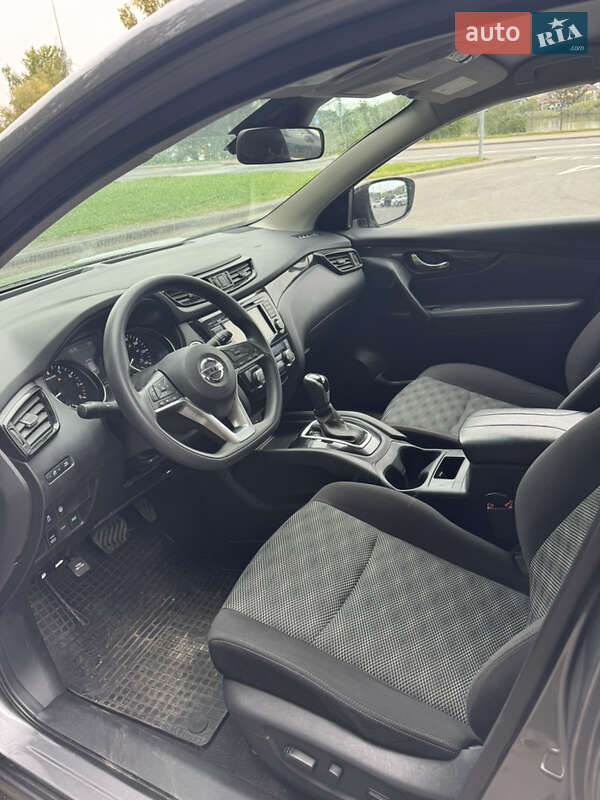 Nissan Rogue Sport 2020