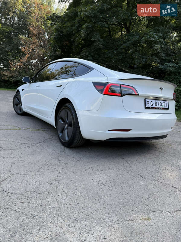 Tesla Model 3 2019