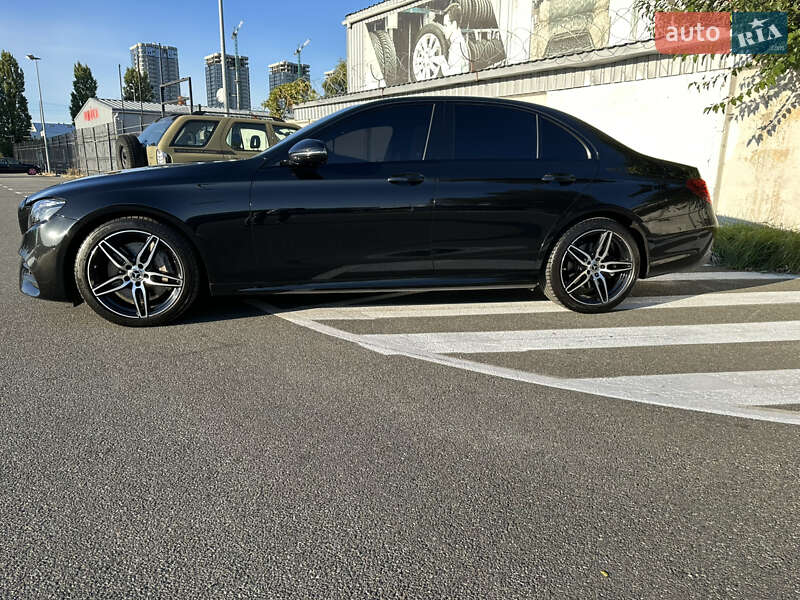 Mercedes-Benz E-Class 2019