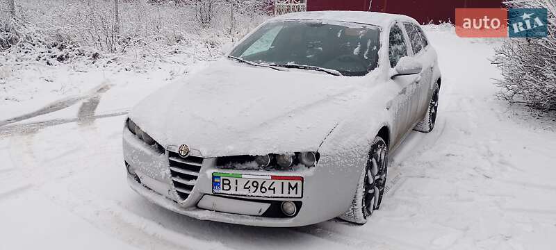 Alfa Romeo-26