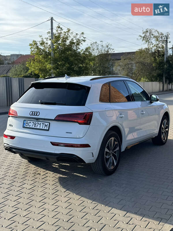 Audi Q5 2021