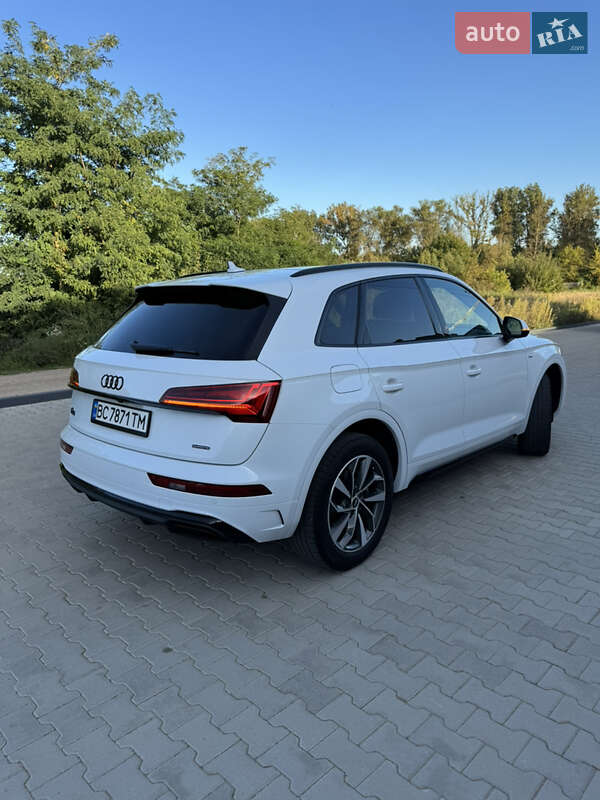 Audi Q5 2021