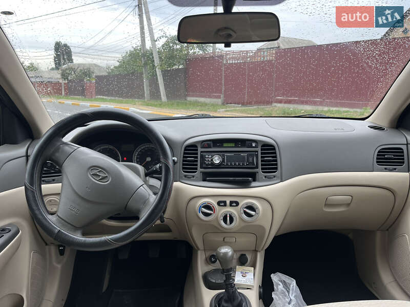 Hyundai Accent 2008