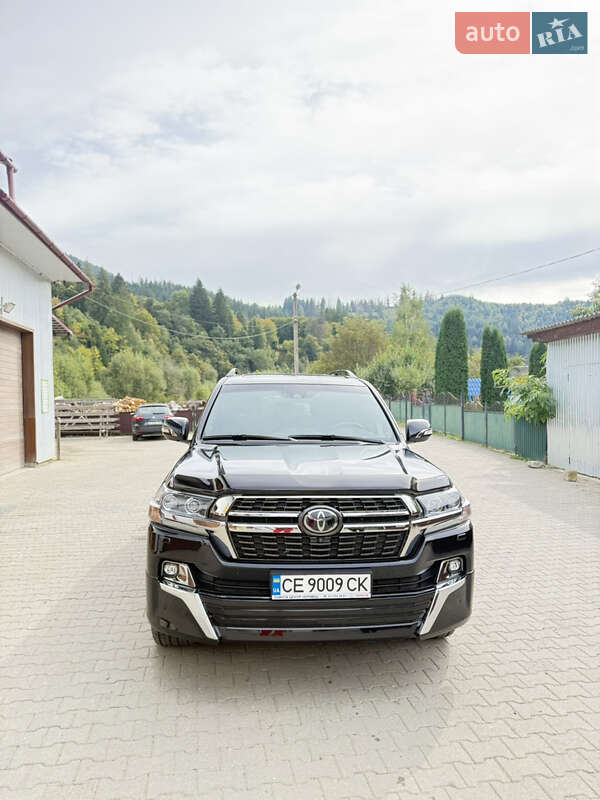 Toyota Land Cruiser 2020