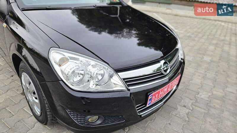 Opel Astra 2008