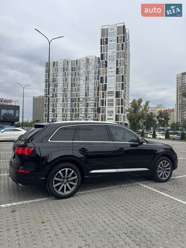 Audi Q7 2018
