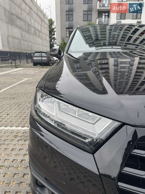 Audi Q7 2018