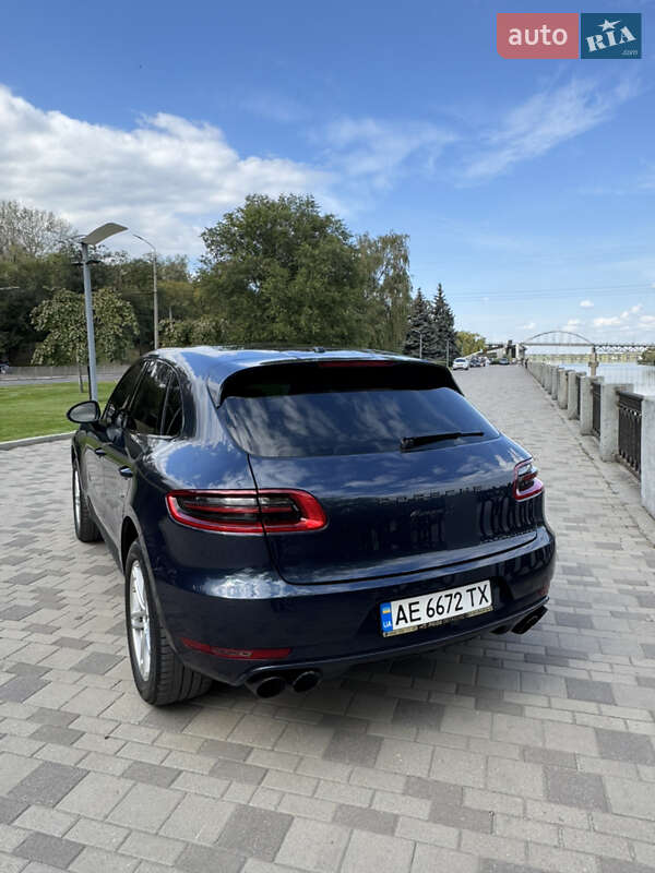 Porsche Macan 2015
