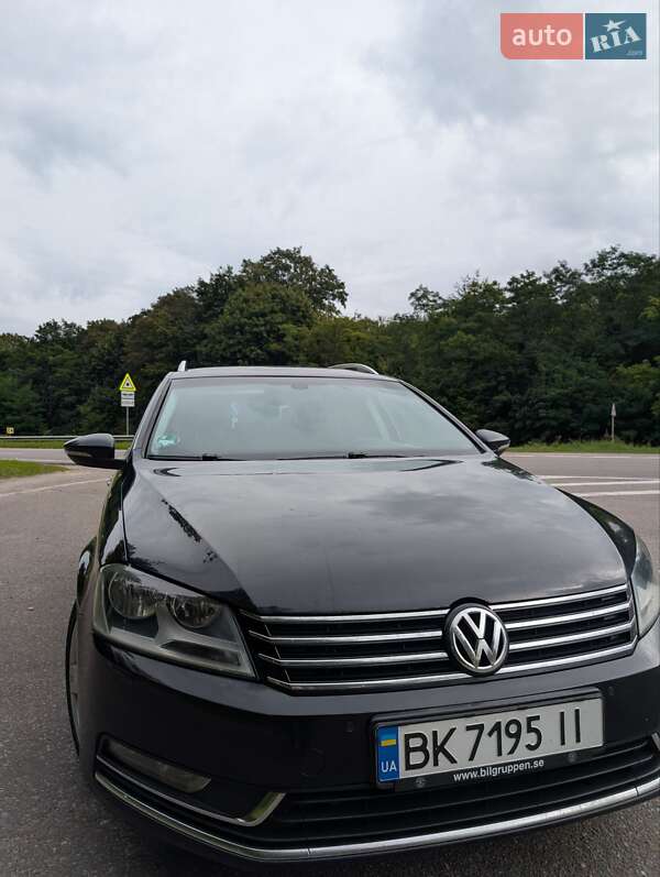 Volkswagen Passat 2011