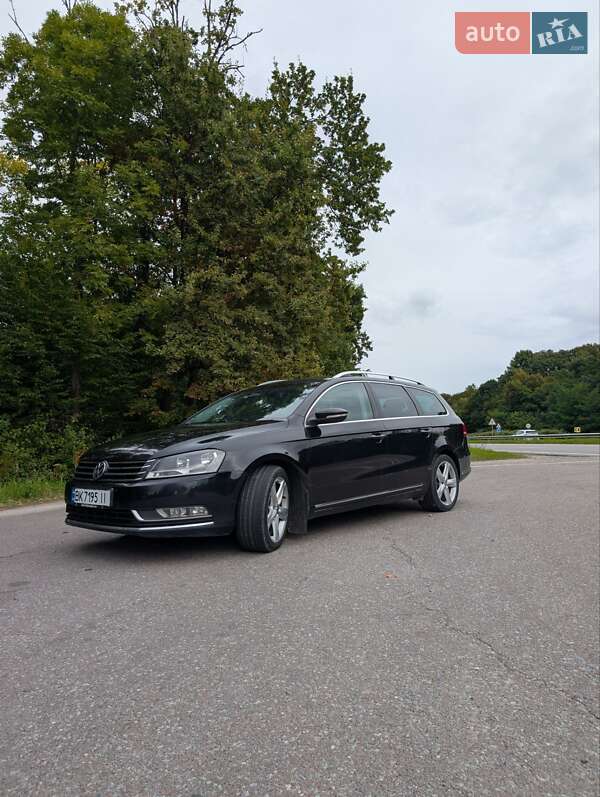 Volkswagen Passat 2011