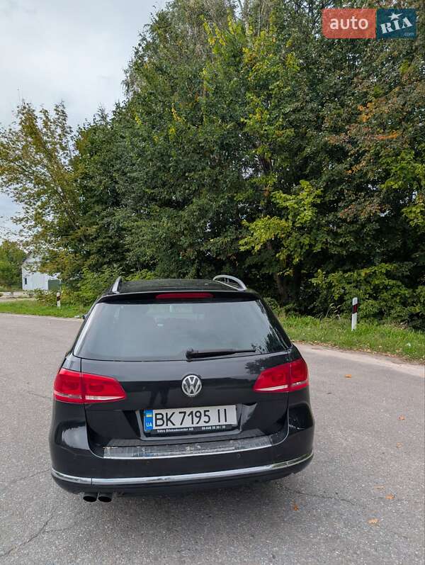 Volkswagen Passat 2011