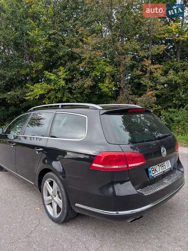 Volkswagen Passat 2011