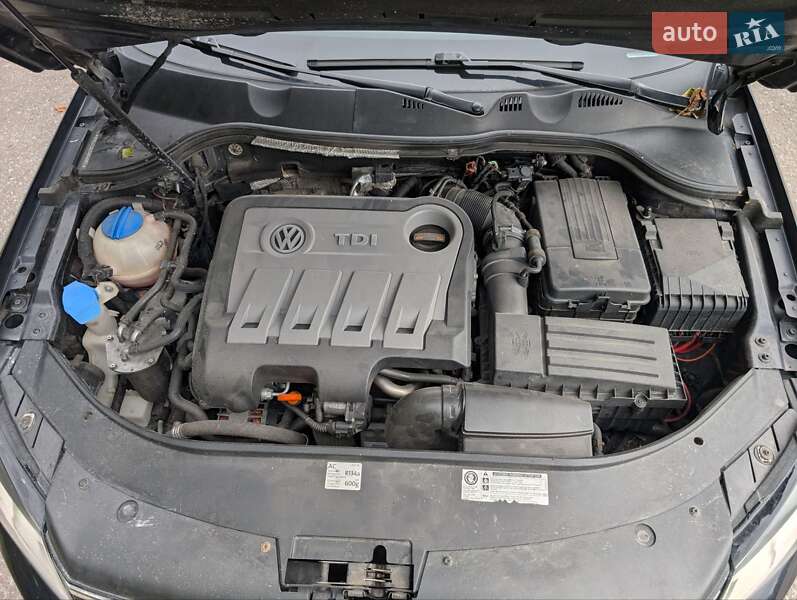 Volkswagen Passat 2011