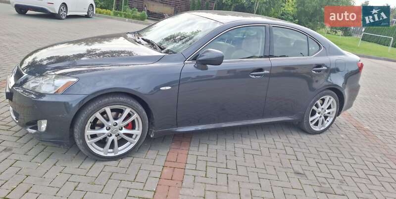 Lexus IS 2008