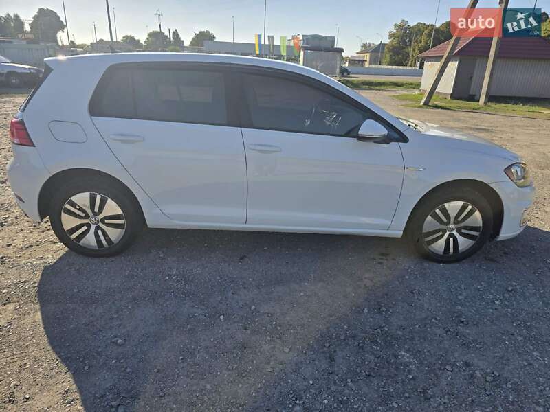 Volkswagen e-Golf 2017