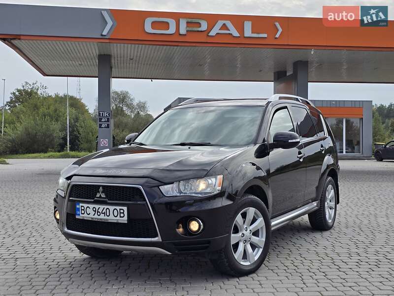 Mitsubishi Outlander 2010