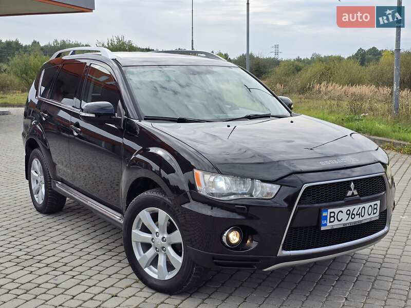 Mitsubishi Outlander 2010