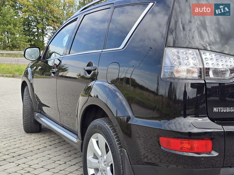 Mitsubishi Outlander 2010