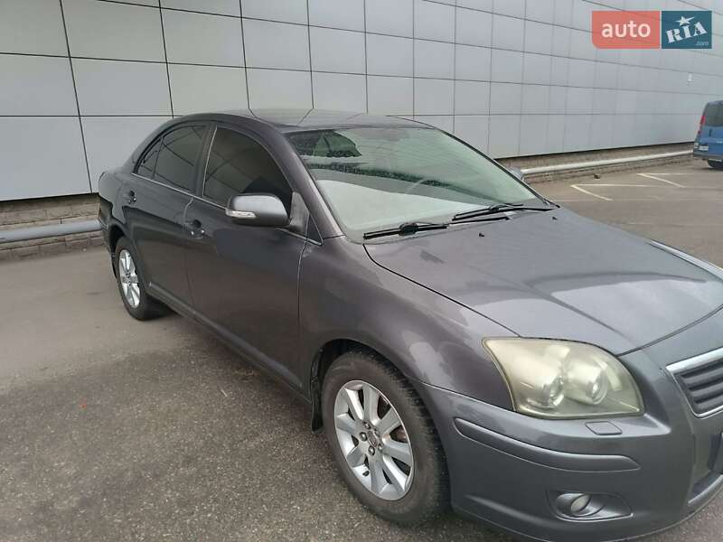 Toyota Avensis 2008