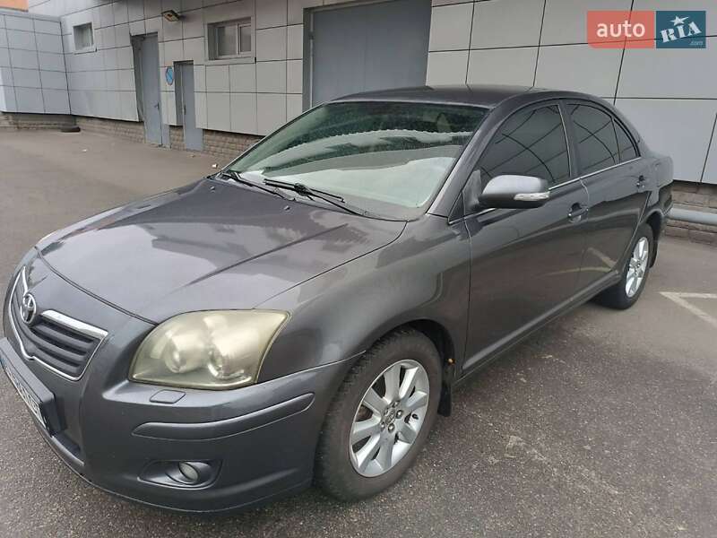 Toyota Avensis 2008