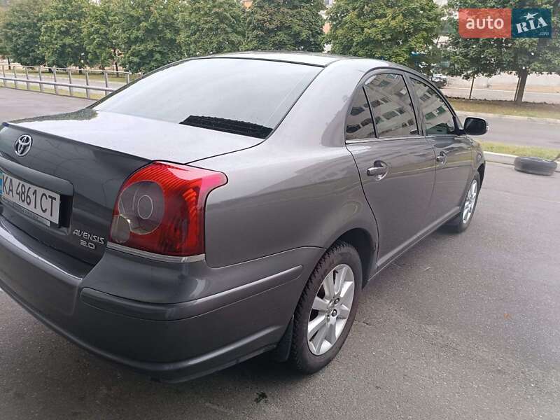 Toyota Avensis 2008