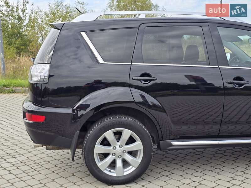 Mitsubishi Outlander 2010