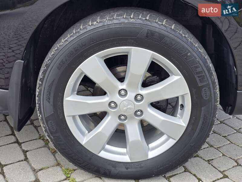 Mitsubishi Outlander 2010