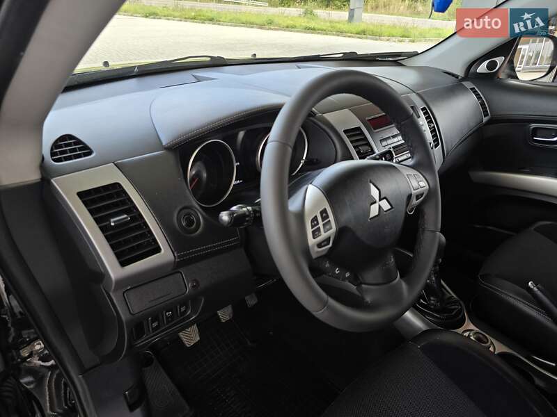 Mitsubishi Outlander 2010