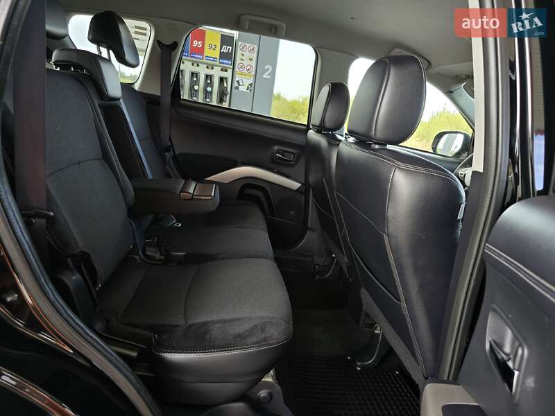 Mitsubishi Outlander 2010