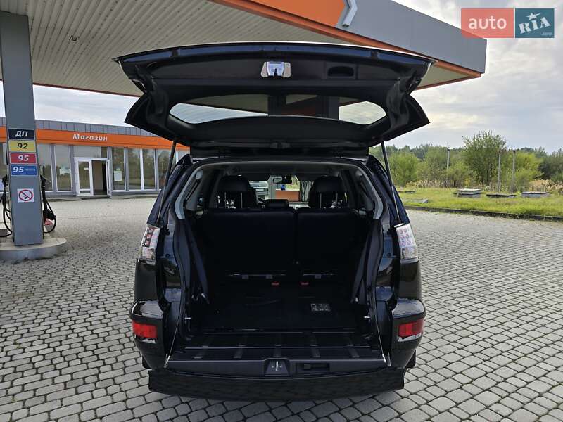 Mitsubishi Outlander 2010