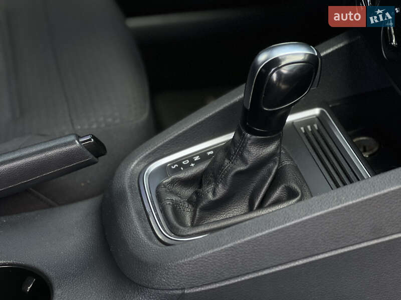 Volkswagen Jetta 2015